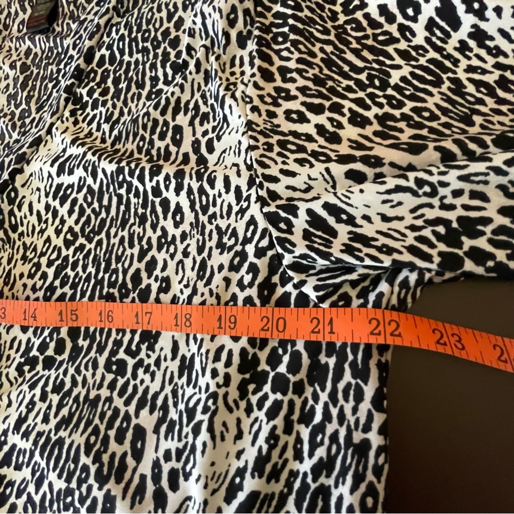 Rene Rofe Animal Print Robe - XL - Picture 5 of 5